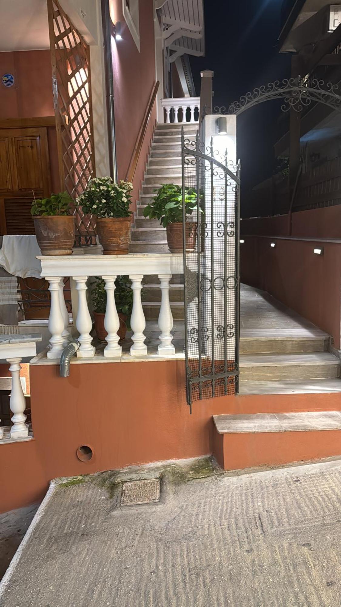 Sunrise House Hotel Parga Bagian luar foto