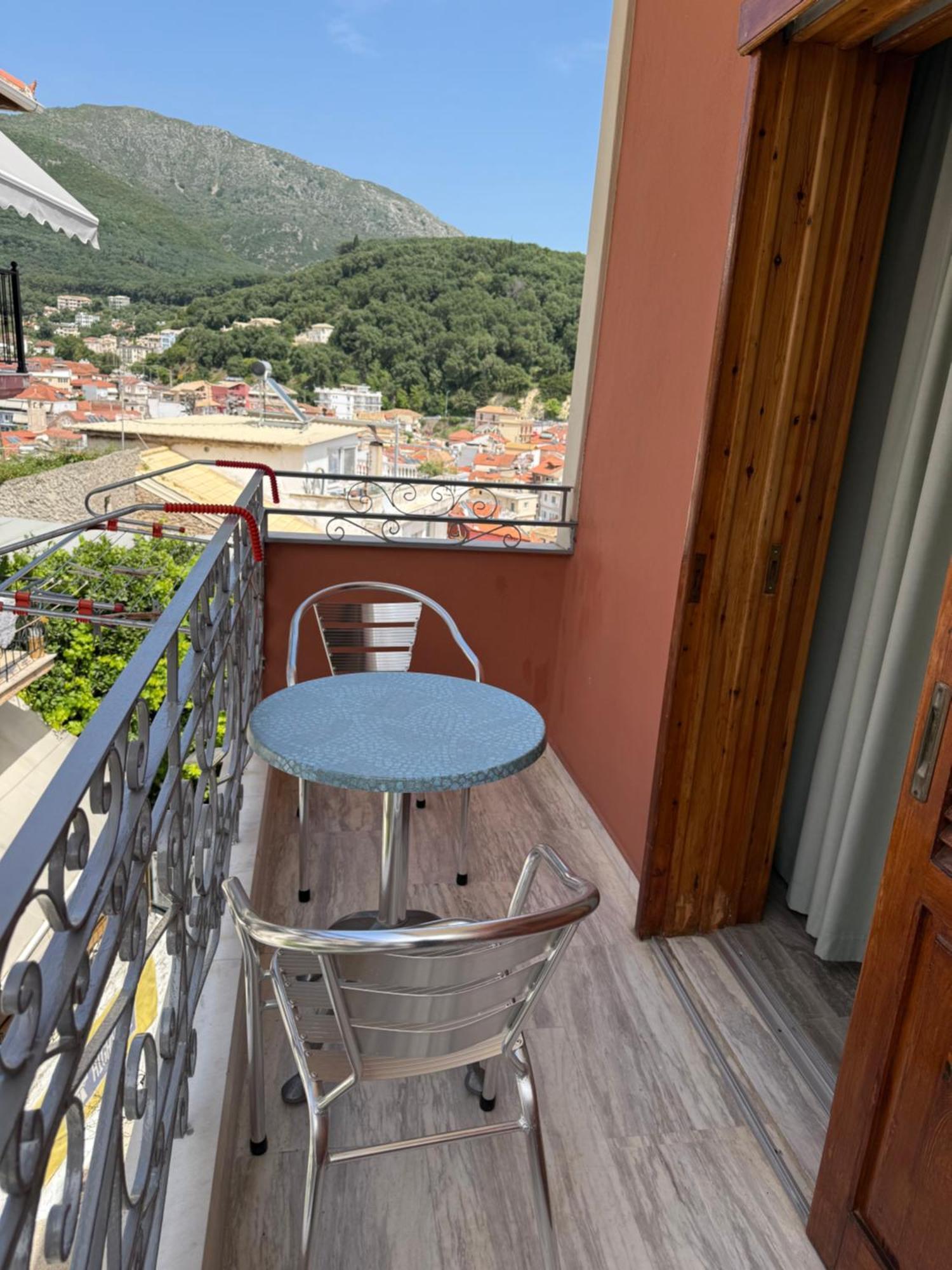 Sunrise House Hotel Parga Bagian luar foto